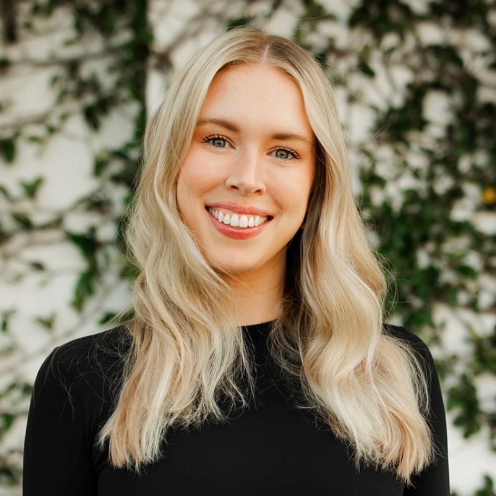 Meet your Posher, Alyssa